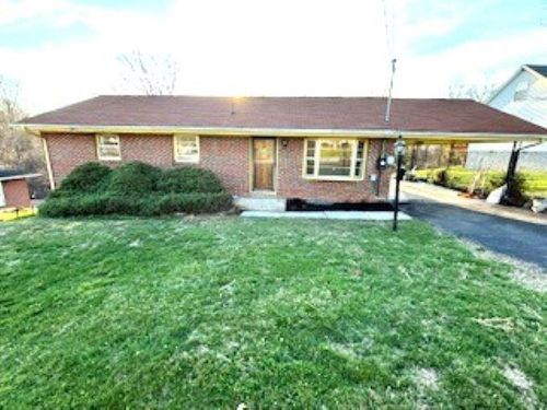 2101 7th St, Radford, VA, 24141-2017 | Card Image