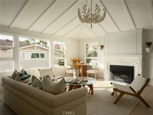 2715 Cove St, Corona del Mar, CA, 92625-3210 | Card Image