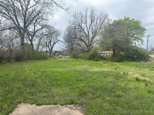 1109 S 23rd St, Muskogee, OK, 74401-5710 | Card Image