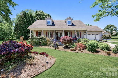 108 Garrison Dr, Statesville, NC, 28677-2405 | Card Image