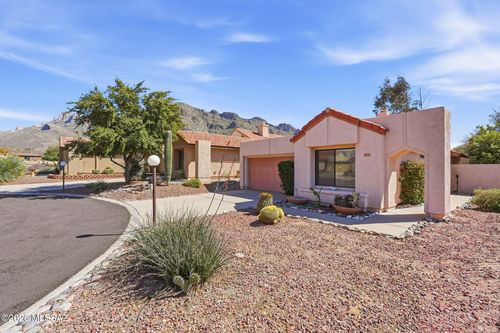 200 E Ridgeland Street, Oro Valley, AZ, 85737 | Card Image