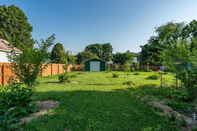 461 S Shady Ave, House other with 3 bedrooms, 3 bathrooms and null parking in Damascus VA | Image 43