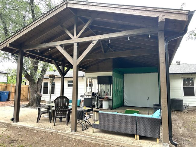 1704 S Houston St, House other with 3 bedrooms, 2 bathrooms and null parking in Kaufman TX | Image 34