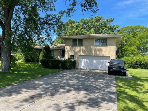 10 E Leon Lane, Prospect Heights, IL, 60070 | Card Image