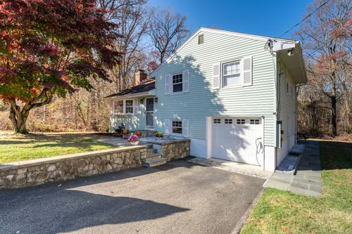 39 Maher Drive, Norwalk, CT, 06850 | Card Image