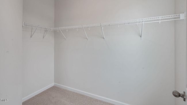 Closet | Image 28