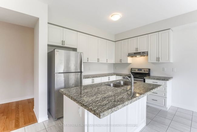 1527 Angus St, House other with 3 bedrooms, 3 bathrooms and 4 parking in Innisfil ON | Image 8