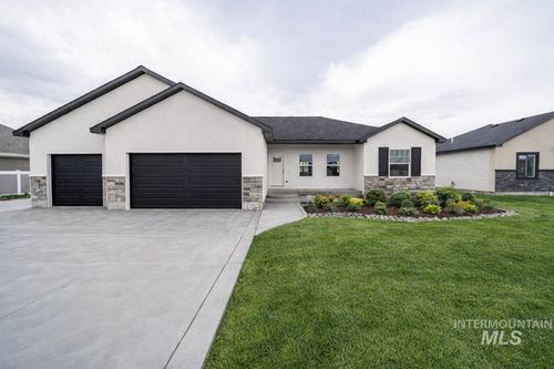 1631 Palm Springs Dr, Idaho Falls, ID, 83404-5131 | Card Image