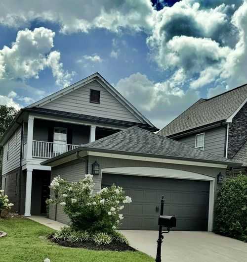 216 Celebration St, Shelbyville, TN, 37160-2952 | Card Image