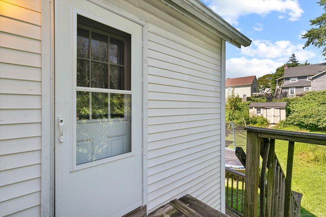 69 West St, Home with 5 bedrooms, 3 bathrooms and 2 parking in New London CT | Image 37