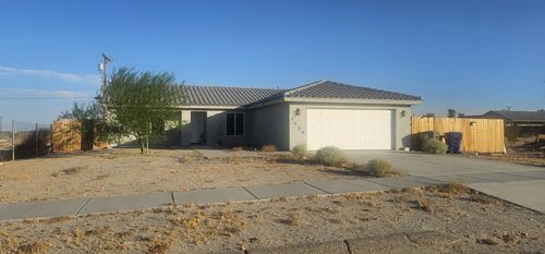 2668 Desert Dr, Thermal, CA, 92274-8147 | Card Image