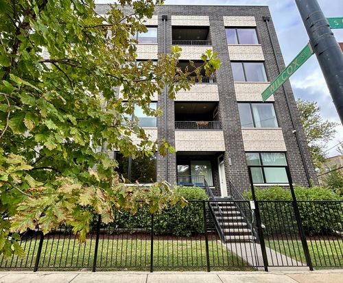 4n-2303 W Wilcox St, Chicago, IL, 60612-1937 | Card Image