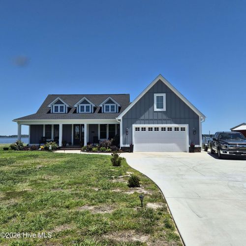 124 Durant St, Hertford, NC, 27944-8031 | Card Image