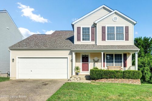 9406 Wood Hollow Rd, Louisville, KY, 40229-1233 | Card Image
