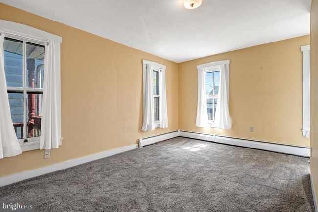 332 W High St, House other with 4 bedrooms, 2 bathrooms and null parking in MANHEIM PA | Image 18