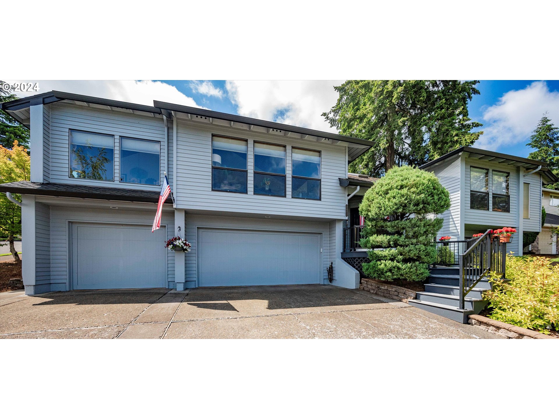 Carriage Way, West Linn, OR 97068