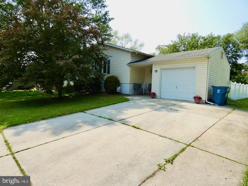 41 Stallion Dr, NEWARK, DE, 19713-3569 | Card Image