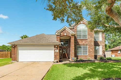256 Plum Cir, Lake Jackson, TX, 77566-4813 | Card Image