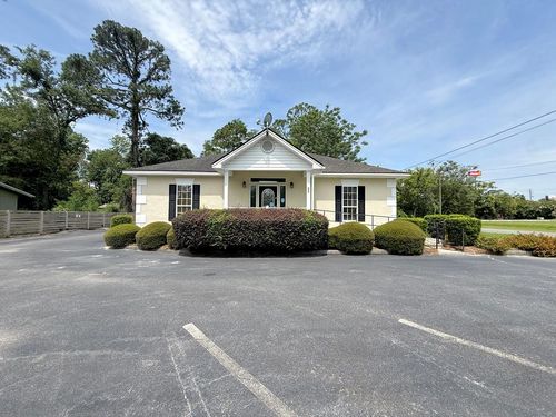 200 S Elm Street, Adel, GA, 31620 | Card Image