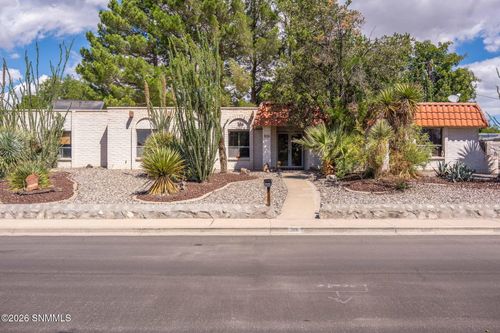 3116 High St, Las Cruces, NM, 88011-4918 | Card Image