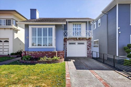 95 Lake Vista Ave, Daly City, CA, 94015-1013 | Card Image