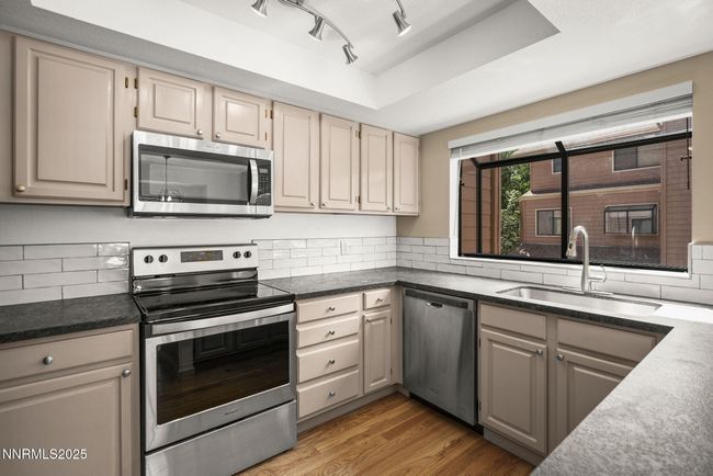 APT-75 - 2875 Idlewild Dr, Condo with 2 bedrooms, 3 bathrooms and 2 parking in Reno NV | Image 9