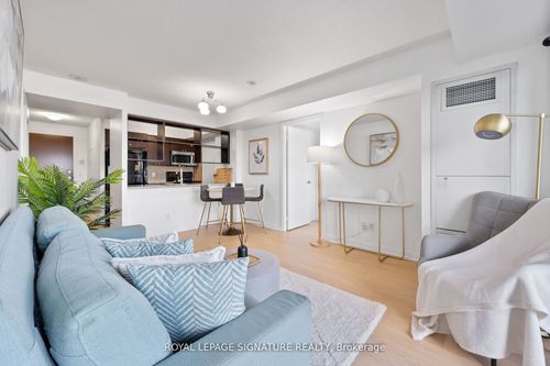 921-181 Village Green Square, Scarborough, ON, M1S0K6 | Card Image