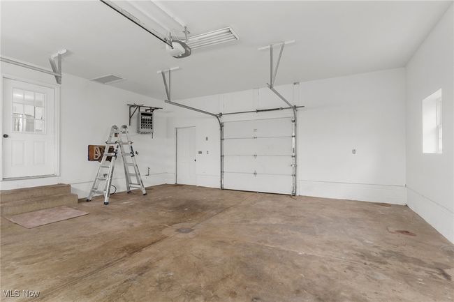 View of garage | Image 26