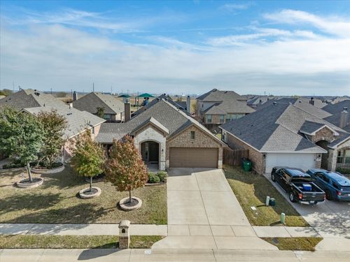 224 Carson Dr, Waxahachie, TX, 75167-0130 | Card Image