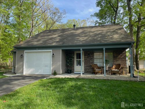 518 Petunia Ln N, WHITING, NJ, 08759-4318 | Card Image