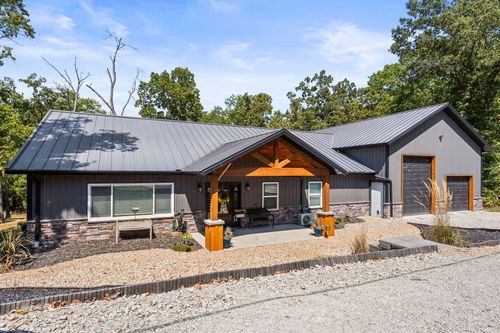 815 Fish N Fun Dr, Shell Knob, MO, 65747-7201 | Card Image