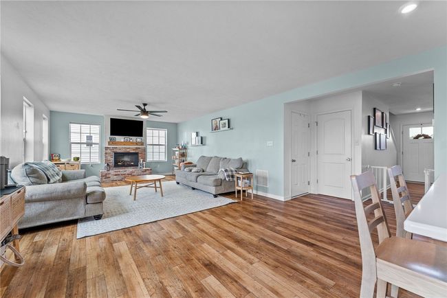 157 Shelton Pl, House other with 4 bedrooms, 3 bathrooms and 2 parking in Evans City Boro PA | Image 7
