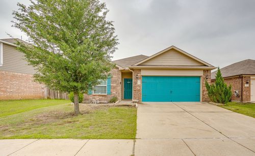 136 Kennedy Dr, Venus, TX, 76084-1129 | Card Image