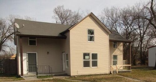 102 N Elm, Wyandotte, OK, 74370-4001 | Card Image