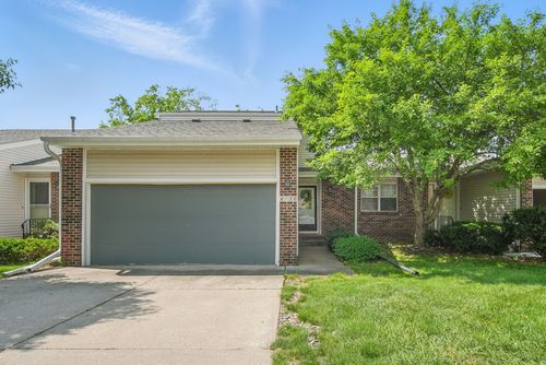 6138 Terrace Dr, Johnston, IA, 50131-1590 | Card Image