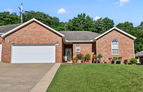 220 Tyler St, Branson, MO, 65616-2287 | Card Image