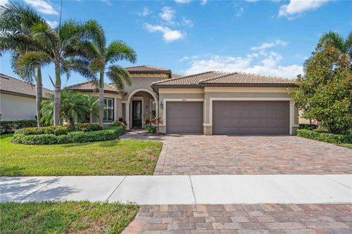 13431 Calimento St, VENICE, FL, 34293-3548 | Card Image