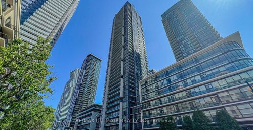 606-4070 Confederation Pky, Mississauga, ON, L5B0E9 | Card Image