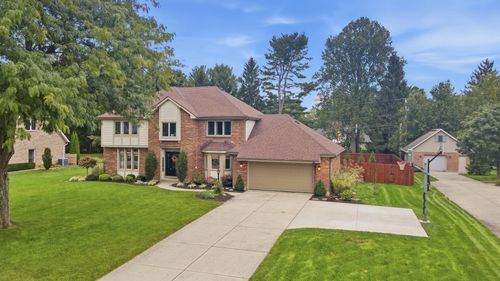 2091 Canterbury Ct, Troy, OH, 45373-8738 | Card Image
