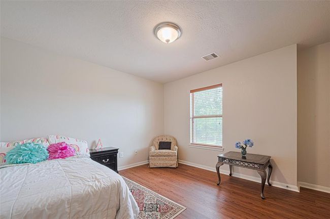 The Guest bedroom 1 | Image 35