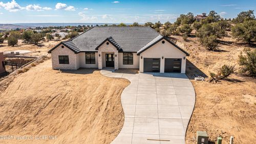 6511 Big Cedar Ave, Farmington, NM, 87402-5229 | Card Image