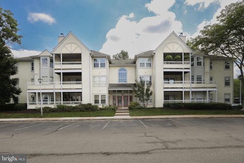apt-2-115 Cascade Ct, Princeton, NJ, 08540-7081 | Card Image
