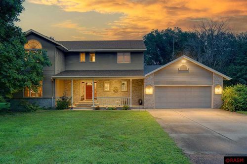 38124 Honeysuckle Ln, North Mankato, MN, 56003-4129 | Card Image