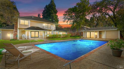 11 Saddlebrook Ct, Novato, CA, 94947-3843 | Card Image