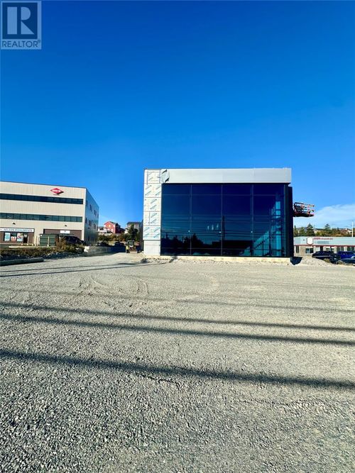 1082 Topsail Rd, Mount Pearl, NL, A1N5E7 | Card Image