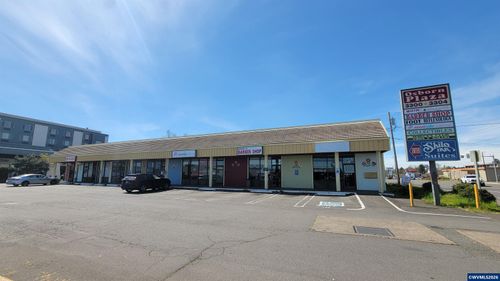 12-3300 Market St Ne, Salem, OR, 97301 | Card Image