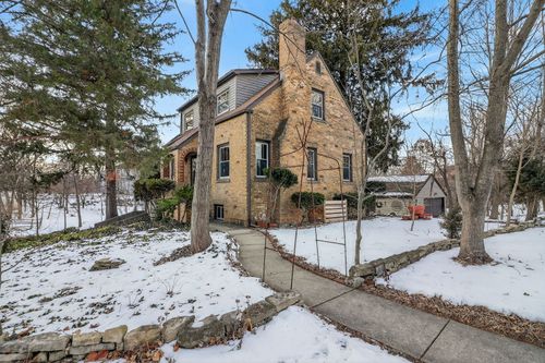 4640 Lee Ave, Downers Grove, IL, 60515-2605 | Card Image