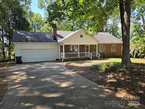 2689 Saddlewood Cir Sw, Concord, NC, 28027-1018 | Card Image