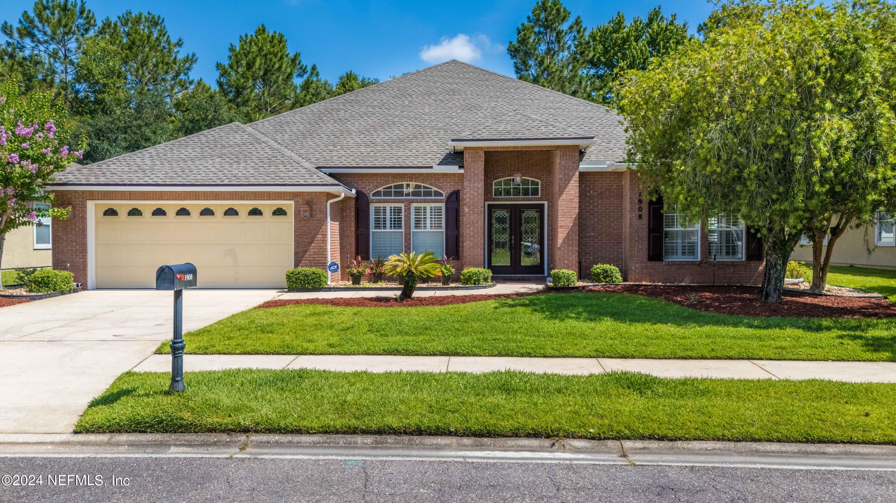 White Dogwood Ln, Fleming Island, FL 32003