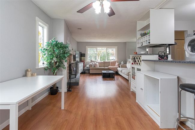 4070 Carey Rd, House other with 5 bedrooms, 3 bathrooms and 3 parking in Saanich BC | Image 9